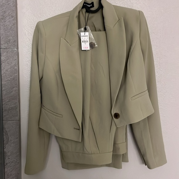 NEW EXPRESS ELM PEAK LAPEL ONE BUTTON CROPPED BLAZER SZ S SMALL - Picture 5 of 7